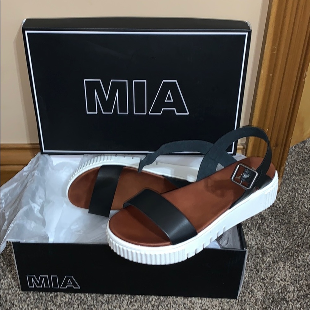 MIA sandals